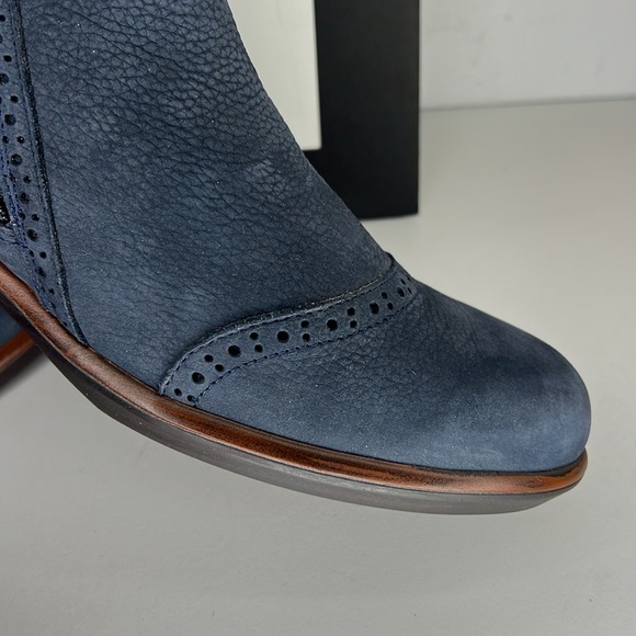 Naot Nefasi Boot Navy Velvet Nubuck Men’s Size US 9 - Picture 7 of 16